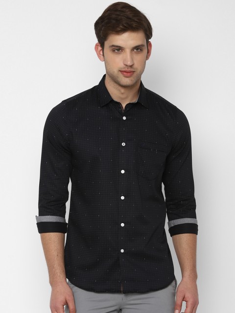 

Allen Solly Men Black Slim Fit Printed Casual Shirt