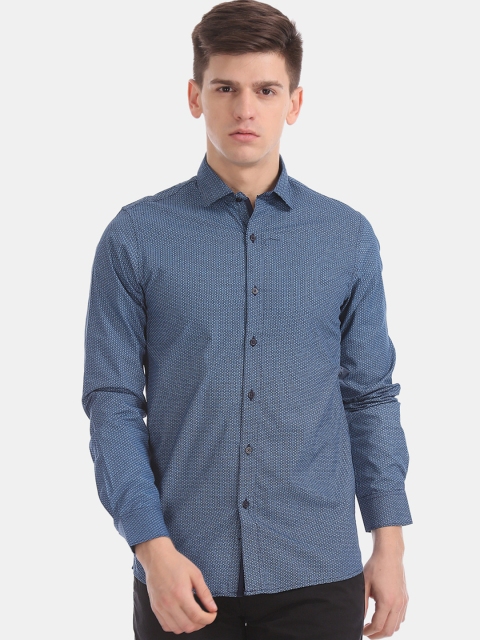 

Excalibur Men Blue Super Slim Fit Printed Casual Shirt