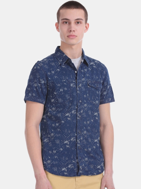 

Cherokee Men Navy Blue & Grey Regular Fit Printed Casual Shirt