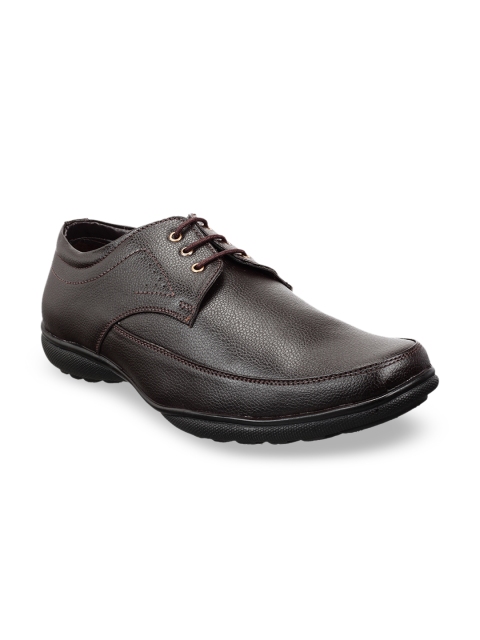 

Vardhra Men Brown Textured Formal Derbys