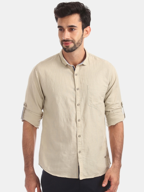 

Cherokee Men Beige Regular Fit Solid Casual Shirt