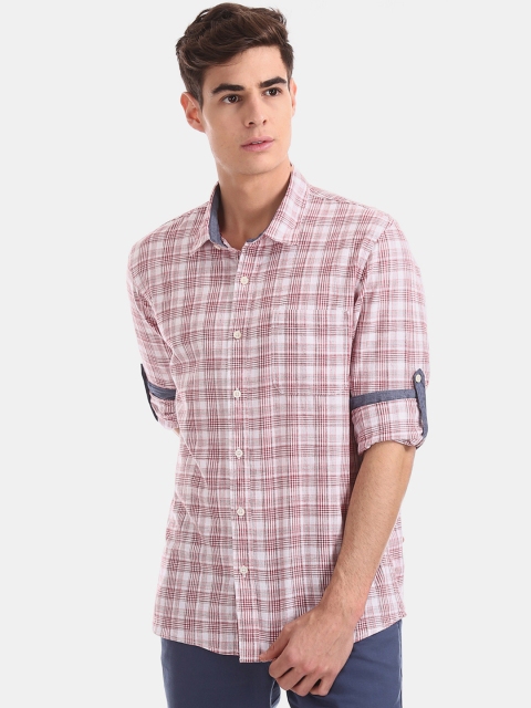 

Ruggers Men Red Regular Fit Checked Casual Shirt