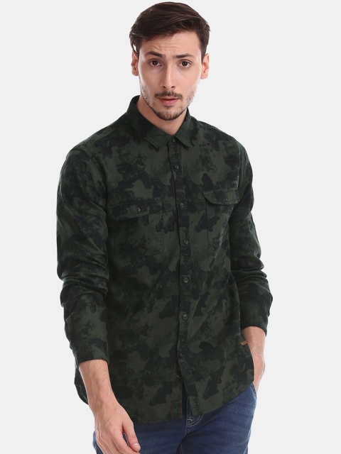 

Cherokee Men Green & Black Regular Fit Printed Casual Shirt