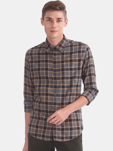 

Ruggers Men Beige & Grey Slim Fit Checked Casual Shirt