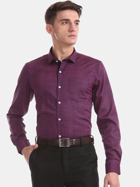 

Excalibur Men Red & Blue Regular Fit Striped Formal Shirt