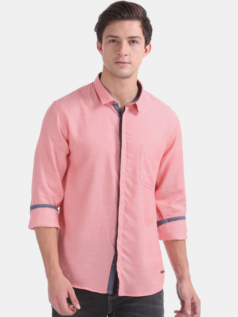 

Cherokee Men Pink Regular Fit Striped Casual Shirt
