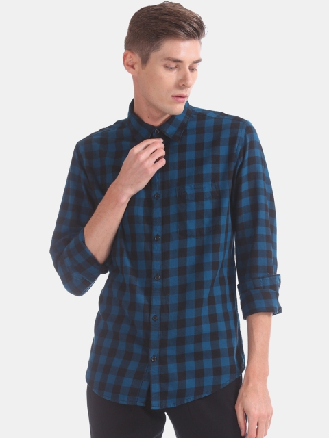 

Ruggers Men Blue & Black Slim Fit Checked Casual Shirt