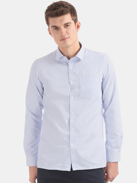 

Excalibur Men White & Blue Regular Fit Striped Semiformal Shirt