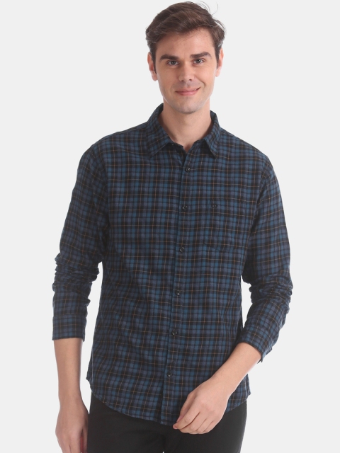 

Ruggers Men Blue & Black Slim Fit Checked Casual Shirt