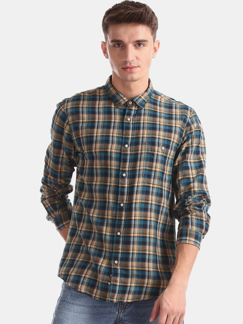 

Cherokee Men Teal Green & Mustard Yellow Regular Fit Checked Casual Shirt