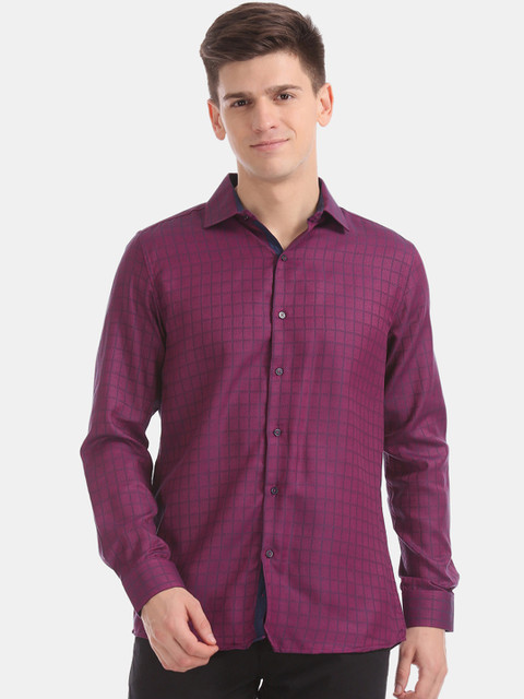 

Excalibur Men Purple Regular Fit Checked Party Shirt