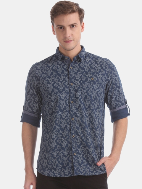 

Cherokee Men Navy Blue & Off-White Regular Fit Printed Casual Shirt