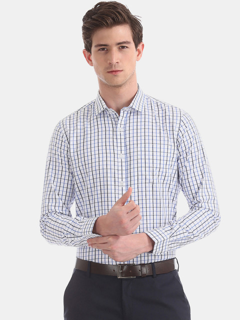 

Excalibur Men White & Blue Regular Fit Checked Semiformal Shirt