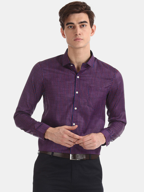

Excalibur Men Red & Purple Regular Fit Striped Formal Shirt