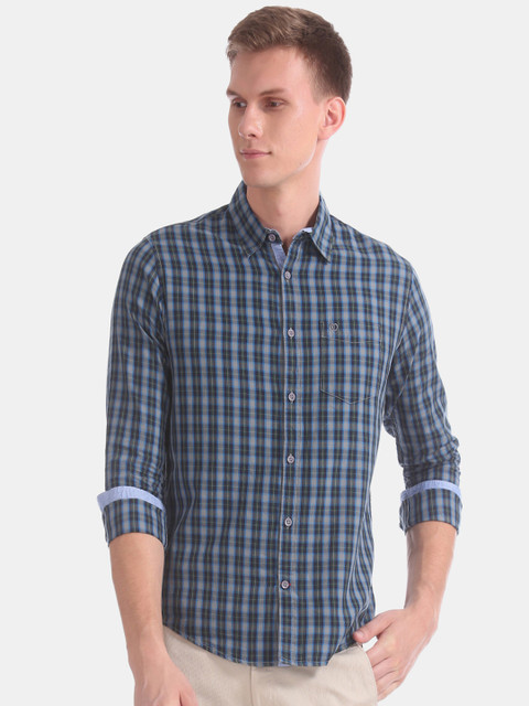 

Ruggers Men Green Slim Fit Checked Casual Shirt