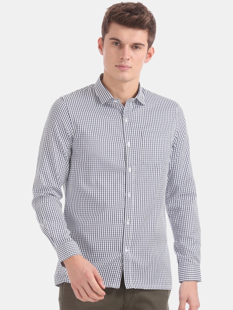 

Excalibur Men Blue Regular Fit Checked Casual Shirt