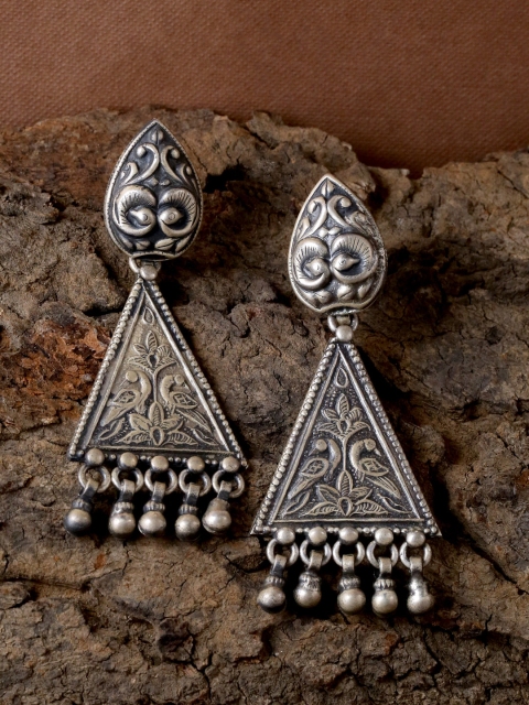 

ADORN by Nikita Ladiwala 92.5 % Sterling Silver Handcrafted Triangular Drop Earrings