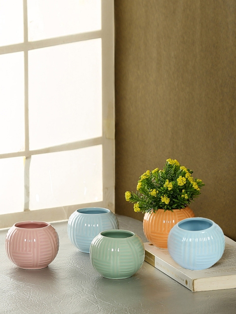 

Aapno Rajasthan Set of 5 Assorted Round Ceramic Planters