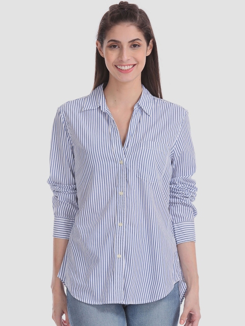

GAP Women White & Blue Striped Regular Fit Casual Shirt