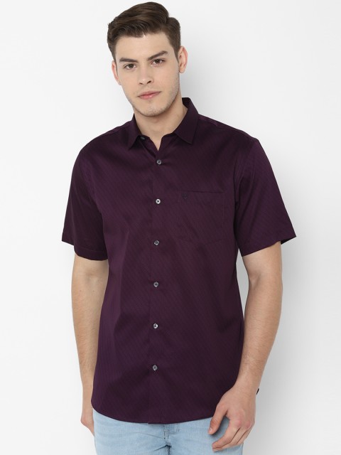 

Allen Solly Men Purple Slim Fit Printed Casual Shirt