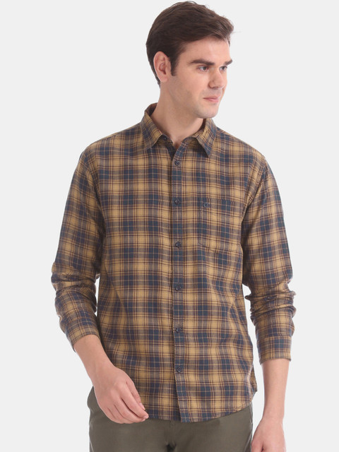 

Ruggers Men Brown Slim Fit Checked Casual Shirt