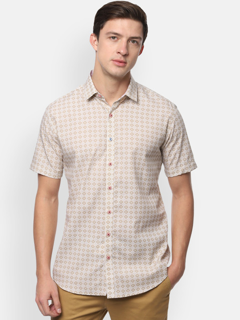 

V Dot Men Beige & White Slim Fit Printed Casual Shirt