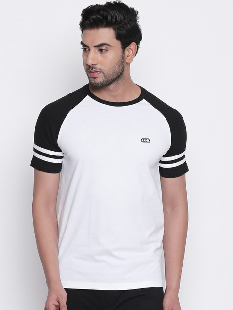 

Ajile by Pantaloons Men White & Black Solid Round Neck T-shirt