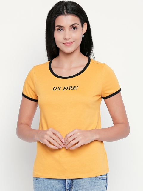 

Honey by Pantaloons Women Yellow Printed Round Neck T-shirt