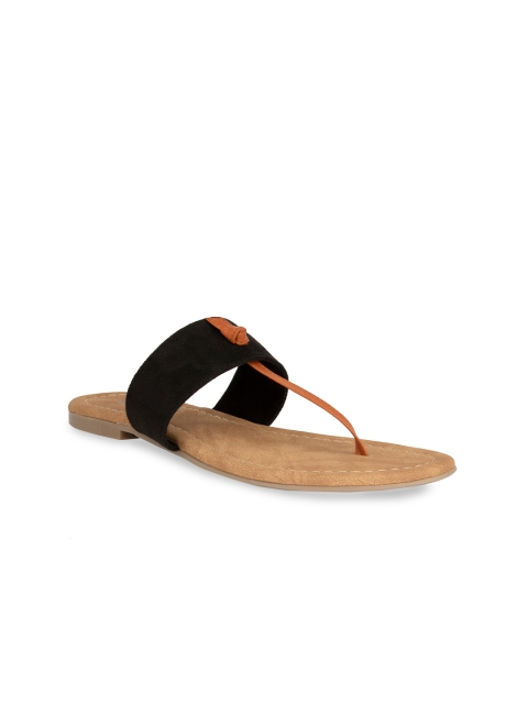 

SOLES Women Black Solid T-Strap Flats