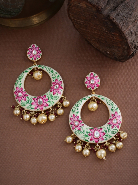 

Tistabene White & Gold-Plated Floral Meenkari Teardrop Shaped Chandbalis