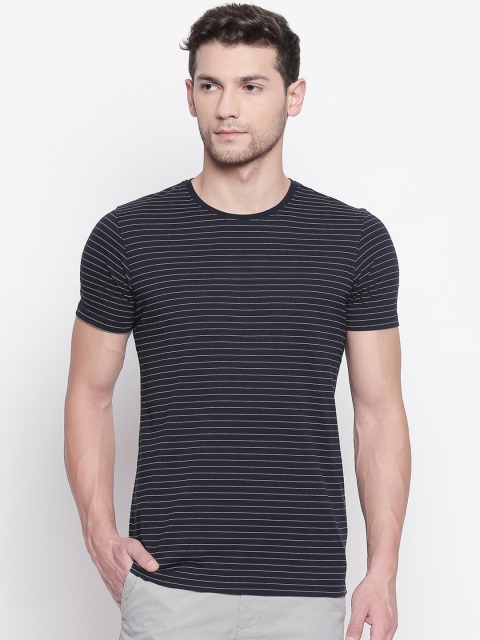 

BYFORD by Pantaloons Men Navy Blue Striped Round Neck T-shirt