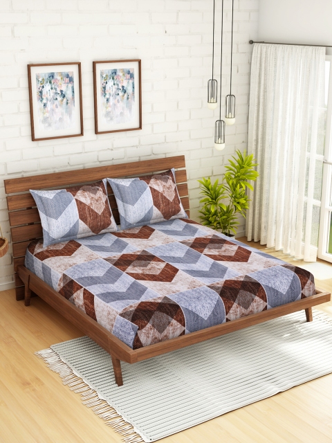 

WELHOME Brown & Grey Geometric 200 TC 1 Microfibre Queen Bedsheet with 2 Pillow Covers