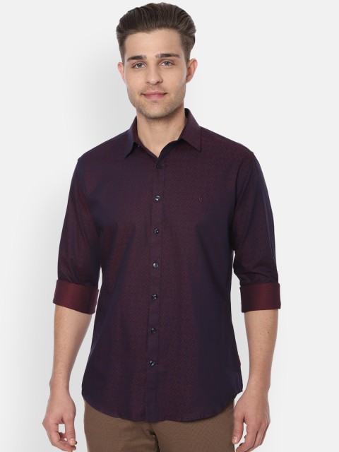 

V Dot Men Maroon & Purple Slim Fit Printed Casual Shirt