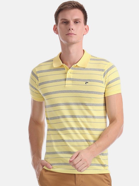 

Ruggers Men Yellow Striped Polo Collar T-shirt
