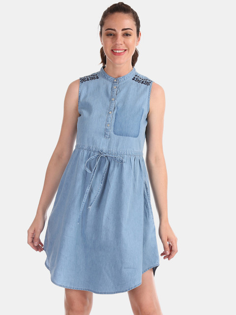 

Cherokee Women Blue Solid Shirt Dress