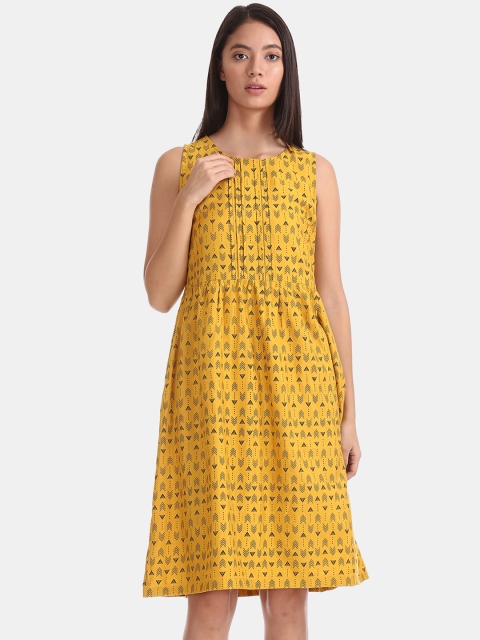

Bronz Women Yellow Printed Fit and Flare Dress