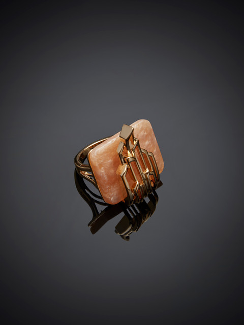 

Shaze Gold-Toned & Peach Stone Studded Empire State Cocktail Ring