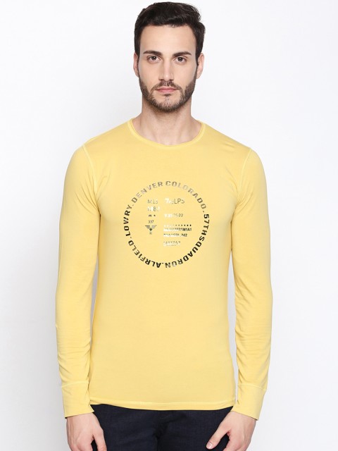 

Rex Straut Jeans Men Yellow Slim Fit Printed Round Neck T-shirt