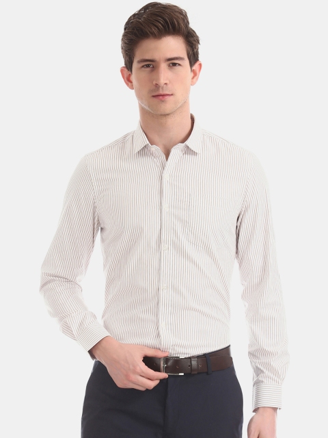 

Excalibur Men Beige & Off-White Regular Fit Striped Formal Shirt