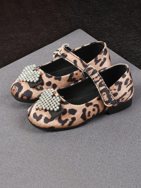 

Walktrendy Girls Brown & Black Printed Ballerinas
