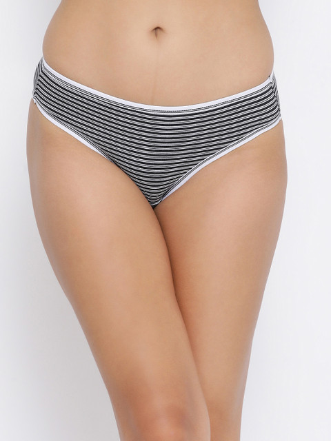 

Clovia Women Black & White Printed Low-Rise Bikini Briefs PN3412P13S