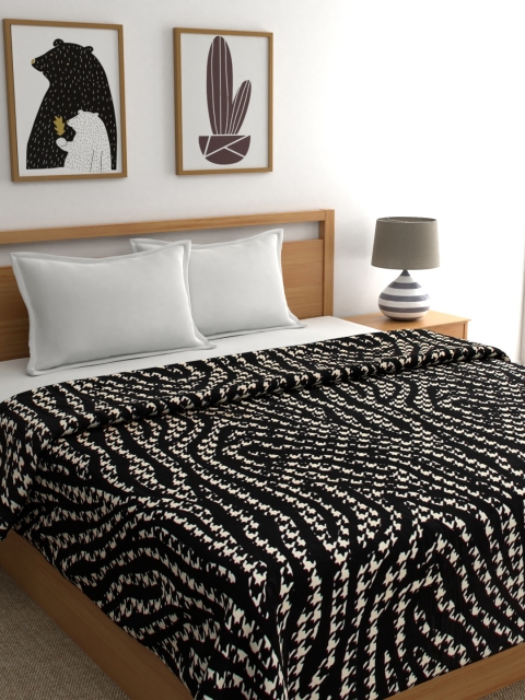 

A Homes Grace Black & White Abstract Mild Winter 350 GSM Double Bed Blanket