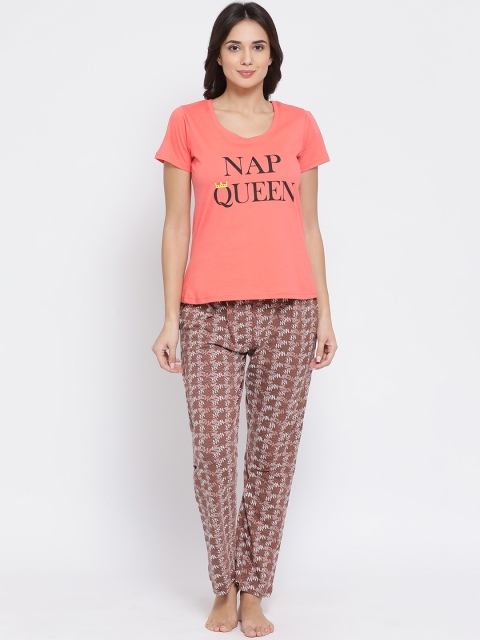 

Clovia Women Peach-Coloured & Brown Printed Night suit COMLS0080S