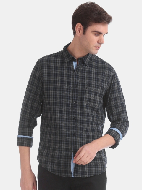 

Ruggers Men Grey & Navy Blue Slim Fit Checked Casual Shirt