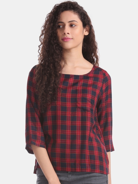

Cherokee Women Red Checked Top