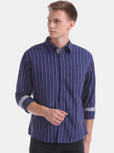 

Ruggers Men Navy Blue & Purple Slim Fit Striped Casual Shirt