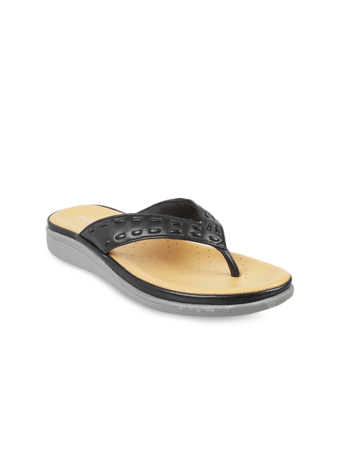 Metro Women Black Textured Leather One Toe Flats