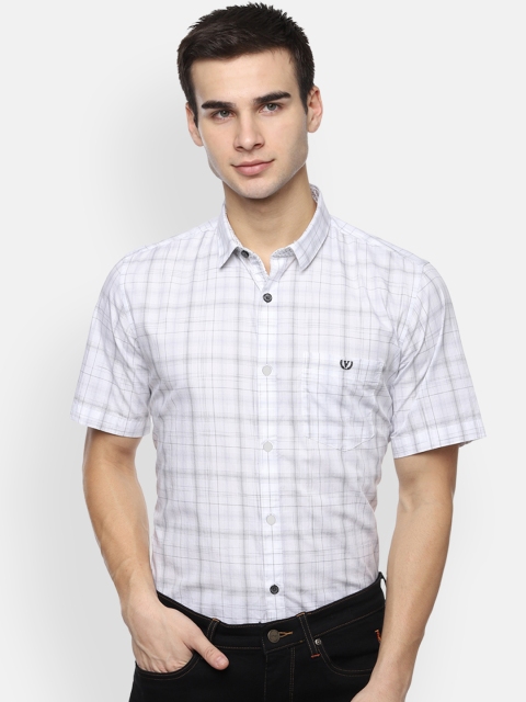 

Van Heusen Sport Men White & Black Slim Fit Checked Casual Shirt