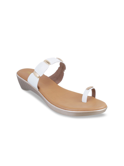 

Metro Women White Solid Heels