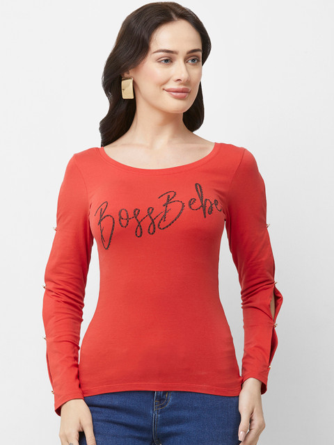 

bebe Women Red Printed Scoop Neck T-shirt